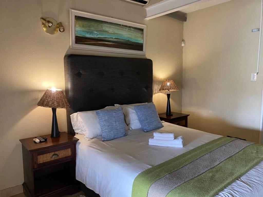Croc River Lodge Komatipoort Zewnętrze zdjęcie