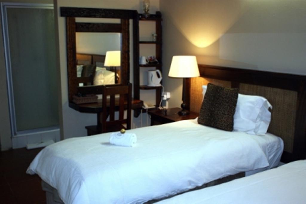 Croc River Lodge Komatipoort Zewnętrze zdjęcie