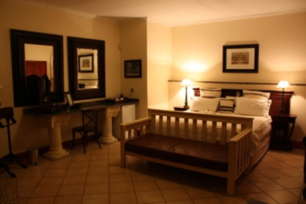 Croc River Lodge Komatipoort Zewnętrze zdjęcie